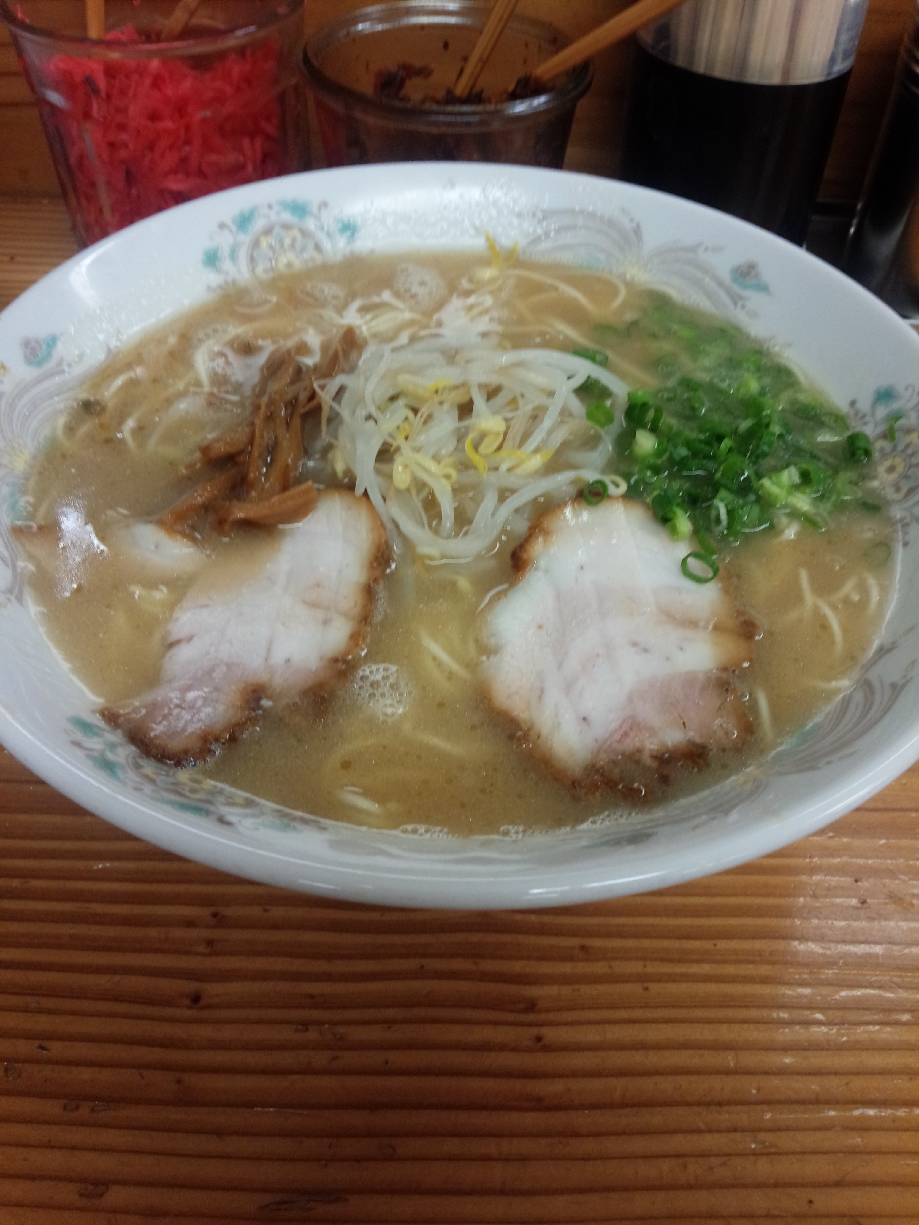 下関市安岡 ラーメン楽 美味しそうな物は買おう 作ろう